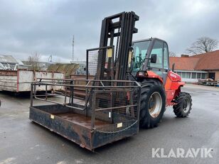 Manitou M26-4 arazi forklift